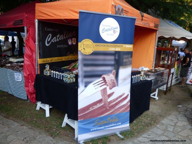 Puesto de venta de anchoas de Cantabria