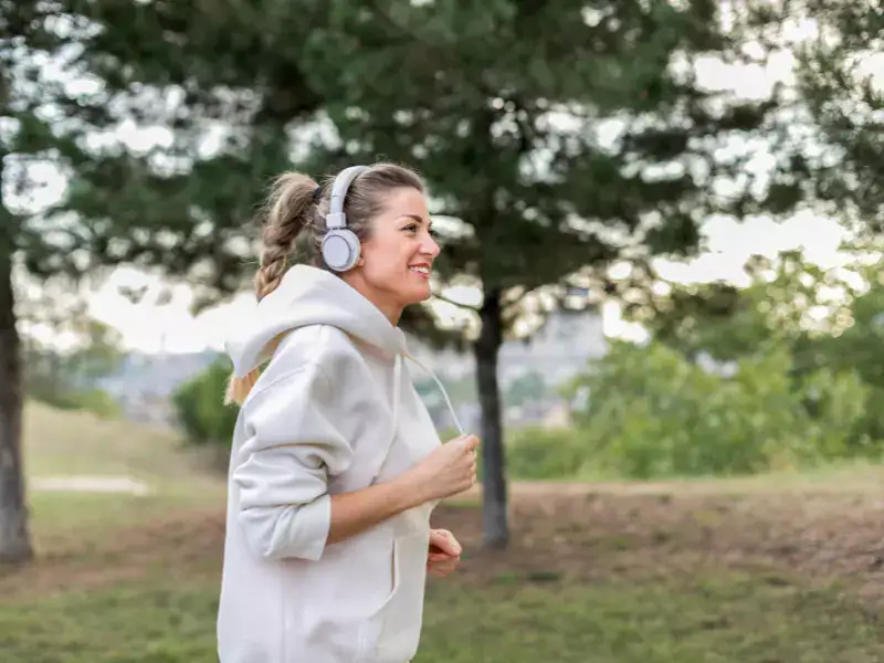 Hacer deporte oyendo música